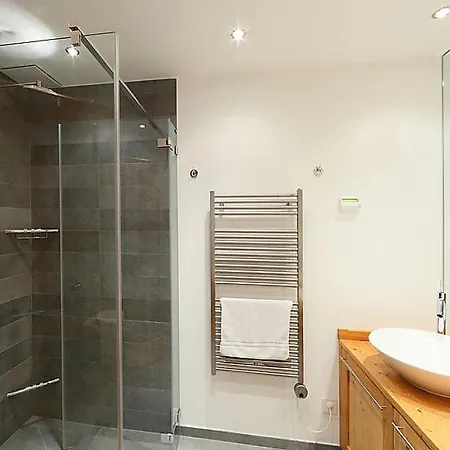 Sleeps 3 Pool Wifi Appartement