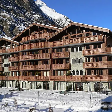 Sleeps 3 Pool Wifi Apartment Zermatt
